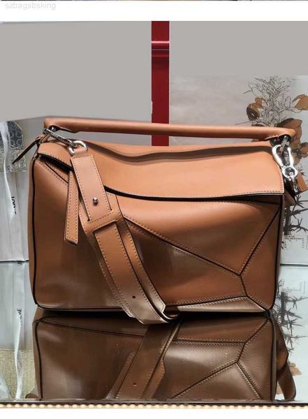 real genuine cow leather handbag geometric lines shoulder bag crossbody luxury design exquisite gift for women's
real genuine cow leather handbag geometric lines shoulder bag crossbody luxury design exquisite gift for women's