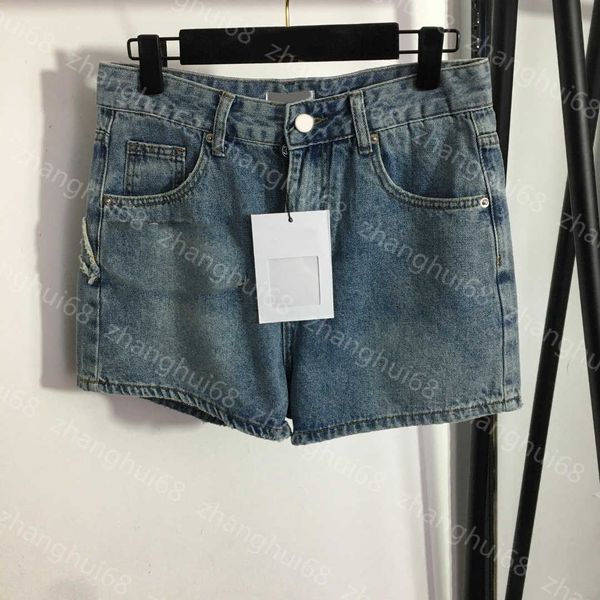 23ss denim shorts womens designer clothing womens shorts embroidered monogram logo versatile denim shorts women clothes, White;black
23ss denim shorts womens designer clothing womens shorts embroidered monogram logo versatile denim shorts women clothes, White;black