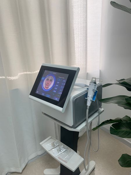 2023 facial beauty equipment radio frequency microneedle rf fractional microneedle microneedling machine stretch mark acne removal
2023 facial beauty equipment radio frequency microneedle rf fractional microneedle microneedling machine stretch mark acne removal