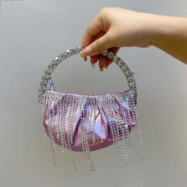evening bags protable tassel rhinestone pleated handbags for women 2023 new korean chains shoulder crossbody female 230427
evening bags protable tassel rhinestone pleated handbags for women 2023 new korean chains shoulder crossbody female 230427