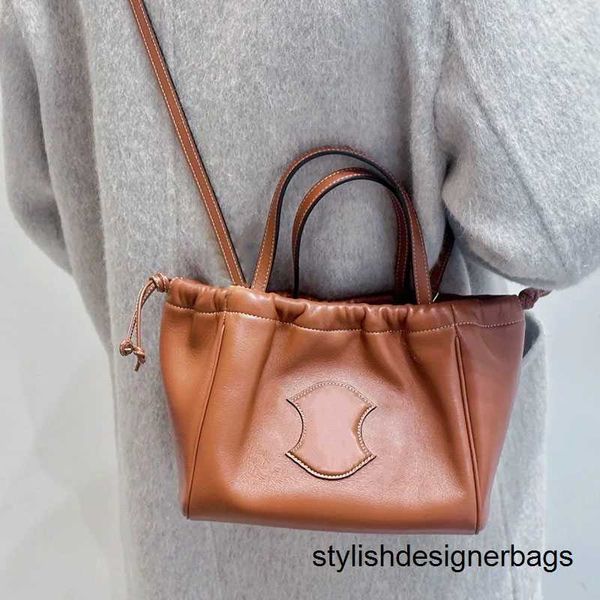 cross body leather cabas tote brown bag beach shoulder shopping bags large capacity handbag purse women cuir fashion crossbody bags pocket 2
cross body leather cabas tote brown bag beach shoulder shopping bags large capacity handbag purse women cuir fashion crossbody bags pocket 2
