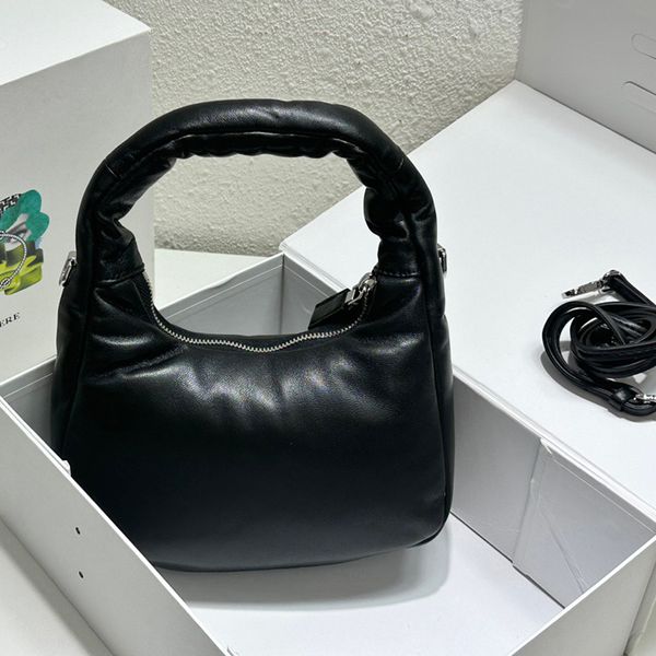 boutique upgrade pra underarm handbag 2023 women's half moon leather bag nylon shoulder bag casual shopping handbag
boutique upgrade pra underarm handbag 2023 women's half moon leather bag nylon shoulder bag casual shopping handbag