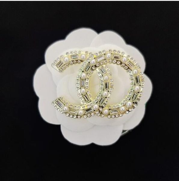 20style luxury desinger brand brooch women rhinestone pearl letter brooches fashion jewelry clothing decor ation accessoriesy, Gray
20style luxury desinger brand brooch women rhinestone pearl letter brooches fashion jewelry clothing decor ation accessoriesy, Gray
