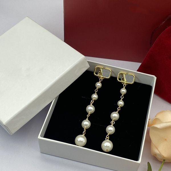 earnail designers valentinoity design studs for women luxurious gold pearl crystal gold jewelry classic frgie, Golden;silver
earnail designers valentinoity design studs for women luxurious gold pearl crystal gold jewelry classic frgie, Golden;silver