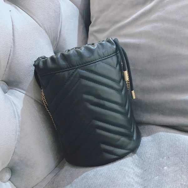 handbag designer bags bucket bag womans pretty purses luxurious backpak metallic travel singleshoulder chain famous luxurys
handbag designer bags bucket bag womans pretty purses luxurious backpak metallic travel singleshoulder chain famous luxurys