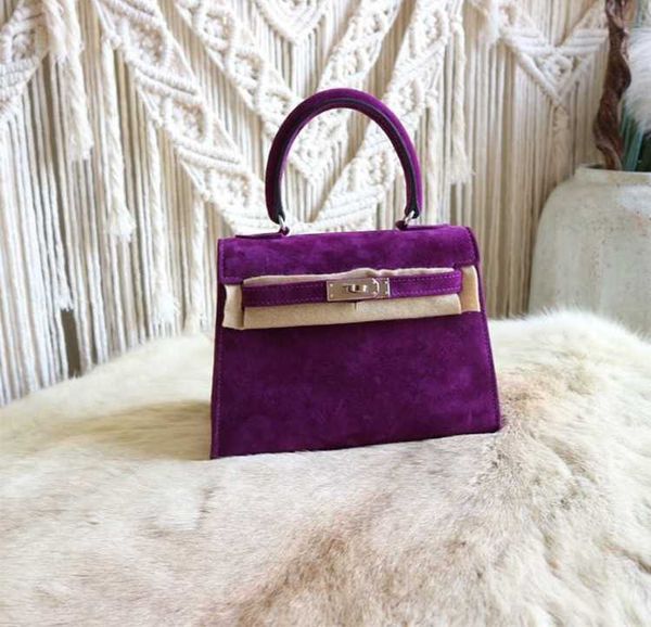 designer bag tote bag handbag h ermes crossbody bag shoulder bags family pure handmade wax thread bag with big ears 20cm original suede sea
designer bag tote bag handbag h ermes crossbody bag shoulder bags family pure handmade wax thread bag with big ears 20cm original suede sea