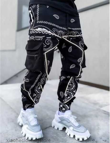 multi pocket cargo pants men designer trousers reflective track pant streetwear hip hop casual joggers harajuku mens pantalones spring autum, Black
multi pocket cargo pants men designer trousers reflective track pant streetwear hip hop casual joggers harajuku mens pantalones spring autum, Black