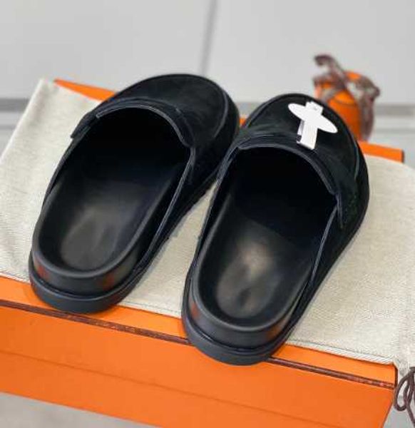 famous designer sandals slides luxury women big head back sole flat heel slippers leather lightweight half slippers sandals, line 35-41, Black
famous designer sandals slides luxury women big head back sole flat heel slippers leather lightweight half slippers sandals, line 35-41, Black