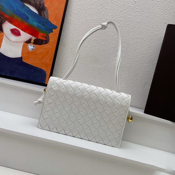 luxury designer handbag women's tote bag trio pouch on strap fashion shoulder bag wallet woven crossbody bags new 2023
luxury designer handbag women's tote bag trio pouch on strap fashion shoulder bag wallet woven crossbody bags new 2023