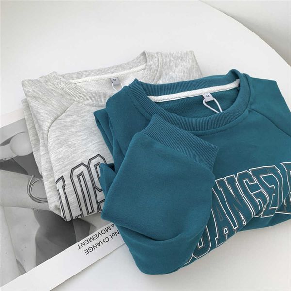 peacock blue raglan letter printing sweater women's korean edition autumn/winter circle cotton loose long sleeve pullover, Black
peacock blue raglan letter printing sweater women's korean edition autumn/winter circle cotton loose long sleeve pullover, Black