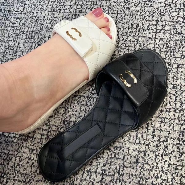 luxury shoe designer woman man slipper sandal lambskin quilted leather summer easy to wear fast shipping with box lock beach flat slide, Black
luxury shoe designer woman man slipper sandal lambskin quilted leather summer easy to wear fast shipping with box lock beach flat slide, Black