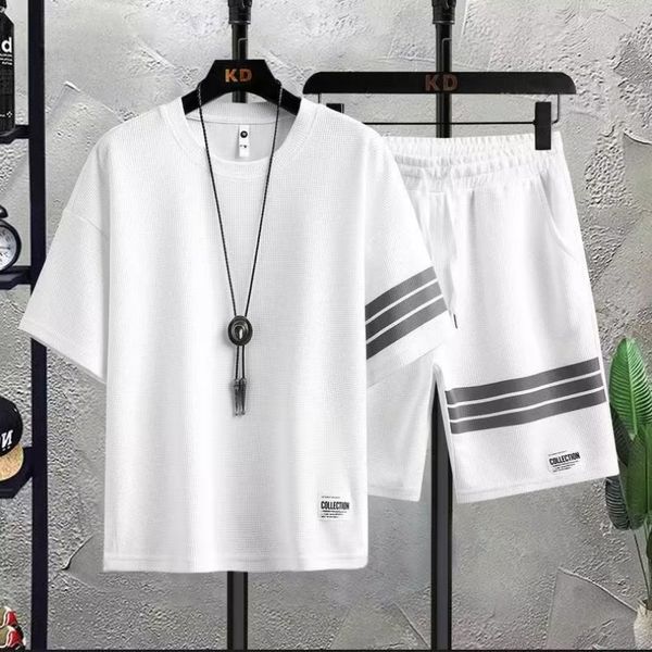 mens tracksuits mens summer basketball suit korean casual waffle tshirt shorts twopiece set mens wear high street print sweatpants 230511, Gray
mens tracksuits mens summer basketball suit korean casual waffle tshirt shorts twopiece set mens wear high street print sweatpants 230511, Gray
