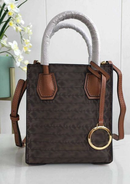 r handbag tote bag leather printed shopping bag women crossbody fashion shoulder bag large luxury bag
r handbag tote bag leather printed shopping bag women crossbody fashion shoulder bag large luxury bag