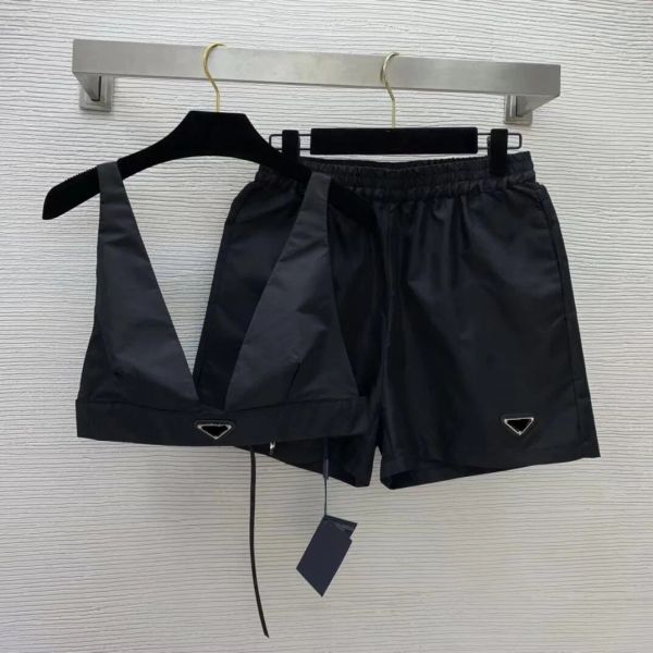 womens tracksuits designer two piece tanks pants sets letter metal v neck crop vest mini short set streetwear fashion tracksuit, Gray
womens tracksuits designer two piece tanks pants sets letter metal v neck crop vest mini short set streetwear fashion tracksuit, Gray