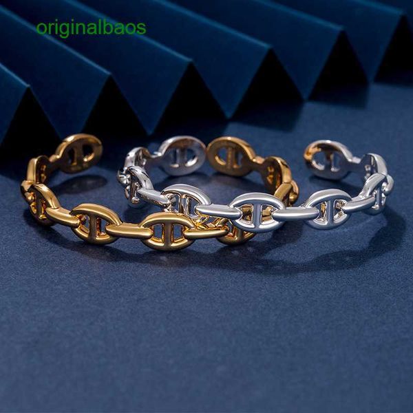 original hemrres designer bracelet edition s925h home new pig nose smooth face light luxury circular bracelet cool air personalized ins desi, Black
original hemrres designer bracelet edition s925h home new pig nose smooth face light luxury circular bracelet cool air personalized ins desi, Black