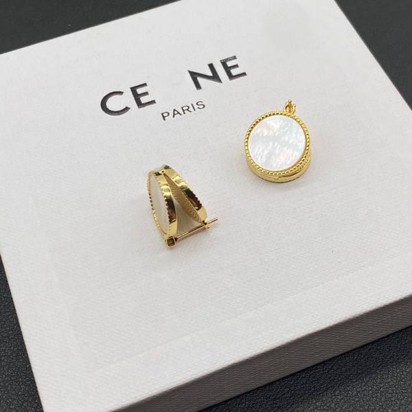 earrings designer for women jewelry woman luxury metal earrings chandelier european and american style is simple generous and casual hoop ch, Golden
earrings designer for women jewelry woman luxury metal earrings chandelier european and american style is simple generous and casual hoop ch, Golden