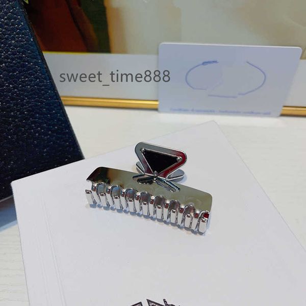 never fade luxury p-letter women clamps strong metal hair claw silver plated claws clips for girls monther makeup street fashion hairjewelry, Slivery;golden
never fade luxury p-letter women clamps strong metal hair claw silver plated claws clips for girls monther makeup street fashion hairjewelry, Slivery;golden