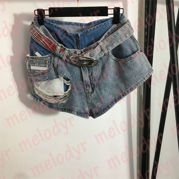 fashion designer denim shorts hole patchwork jeans for women embroidery letter shorts streetwear, White;black
fashion designer denim shorts hole patchwork jeans for women embroidery letter shorts streetwear, White;black