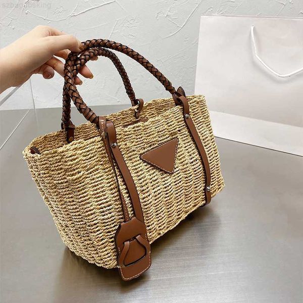 2023 New Women Brand Woven Messenger Bag Female Leather Solid Casual Bucket Shopping Large Capacity Tote for Ladies, Long bag khaki
2023 New Women Brand Woven Messenger Bag Female Leather Solid Casual Bucket Shopping Large Capacity Tote for Ladies, Long bag khaki