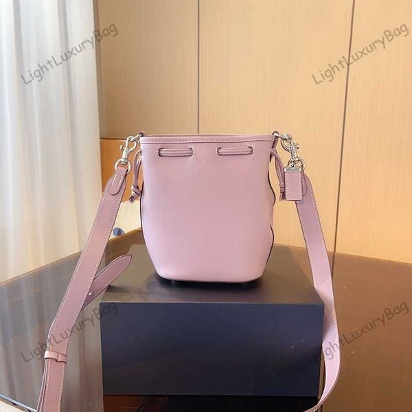designer bucket bag for women leather classic crossbody bags 2023 new model mini tote fashion handbag 2023
designer bucket bag for women leather classic crossbody bags 2023 new model mini tote fashion handbag 2023