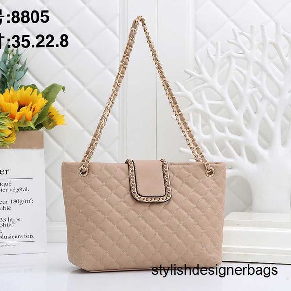 cross body women beach bag designer shoulder bag pu leather large shopping handbags black pink fashion vintage lady crossbody purse
cross body women beach bag designer shoulder bag pu leather large shopping handbags black pink fashion vintage lady crossbody purse