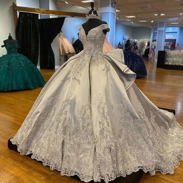 silver ruffles cathedtal train quinceanera dresses appliques beading lace-up corset sweet 16 vestidos de quinceanera 15 nera, Blue;red
silver ruffles cathedtal train quinceanera dresses appliques beading lace-up corset sweet 16 vestidos de quinceanera 15 nera, Blue;red