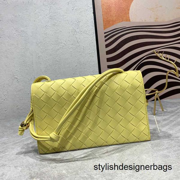 cross body intrecciato bag trio pouch on strap real leather single shoulder bags knitting designer woven luxury soft sheepskin handbags
cross body intrecciato bag trio pouch on strap real leather single shoulder bags knitting designer woven luxury soft sheepskin handbags