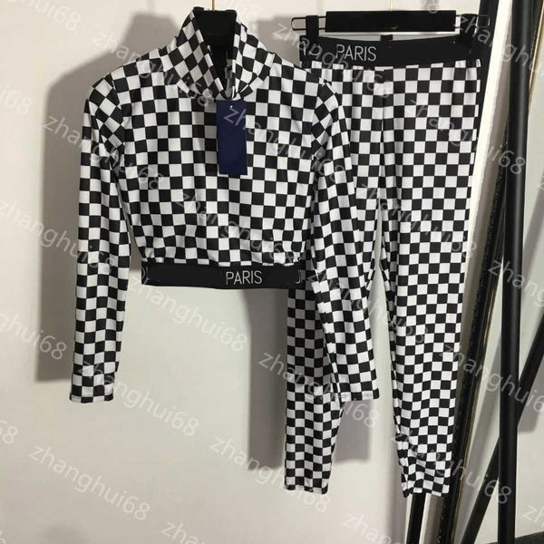 23ss womens designer clothing yoga suit black and white plaid stand-up collar long sleeve short style tights stretch thin leggings set women, Gray
23ss womens designer clothing yoga suit black and white plaid stand-up collar long sleeve short style tights stretch thin leggings set women, Gray