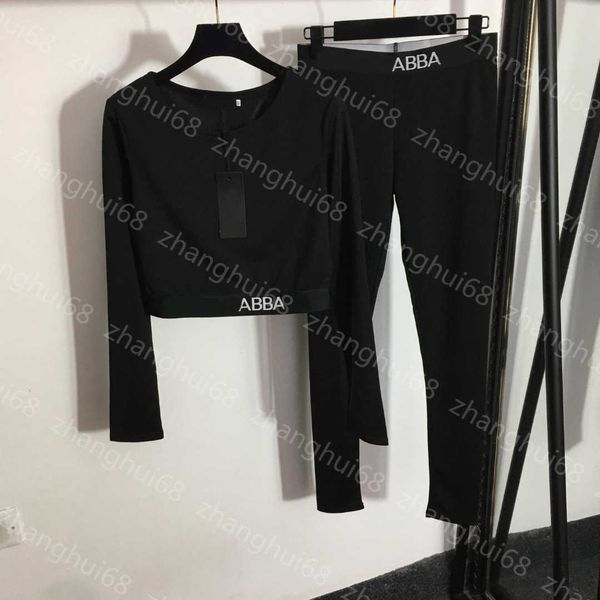 23ss women tracksuit yoga suit womens designer clothing letter webbing waist closed long sleeve stretch slimming leggings set womens clothin, Gray
23ss women tracksuit yoga suit womens designer clothing letter webbing waist closed long sleeve stretch slimming leggings set womens clothin, Gray