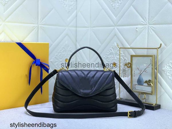 designer bagl designer bag new wave chain hold me shoulder bag luxury hangbags evening clutch purse messenger bags shaped magnetic lock smoo
designer bagl designer bag new wave chain hold me shoulder bag luxury hangbags evening clutch purse messenger bags shaped magnetic lock smoo