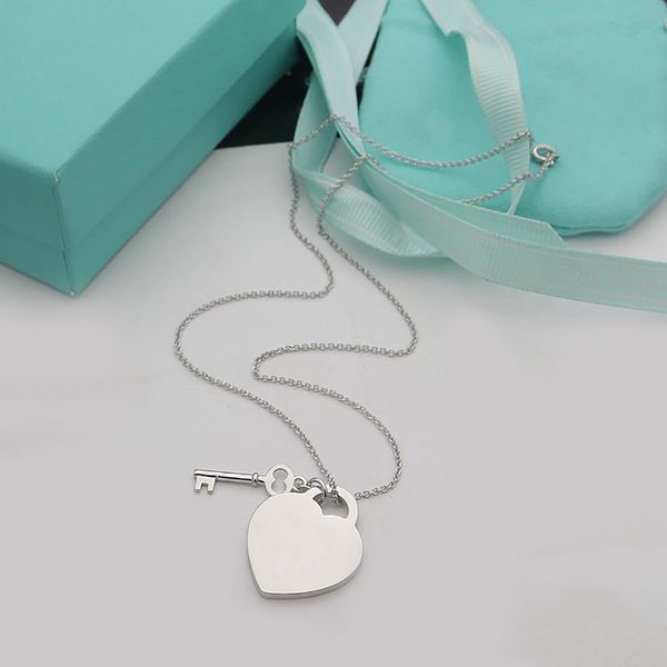 ladies love key pendant necklace 925 silver senior sense niche temperament necklace engagement gift
ladies love key pendant necklace 925 silver senior sense niche temperament necklace engagement gift