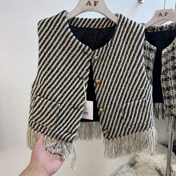 leather spring autumn ladies plaid vests small fragrance wind heavy woven tweed jacket oneck loose sleeveless fringed waistcoat coats, Black
leather spring autumn ladies plaid vests small fragrance wind heavy woven tweed jacket oneck loose sleeveless fringed waistcoat coats, Black