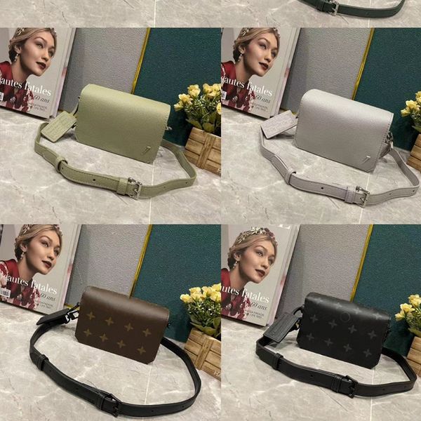 designer bag mens solid color leather messenger bag #82085 fashion mini shoulder bag temperament wallet card bag
designer bag mens solid color leather messenger bag #82085 fashion mini shoulder bag temperament wallet card bag