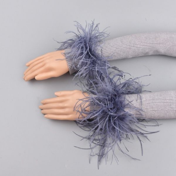 sleevelet arm sleeves 1 pair 2pc's real ostrich feather slap bracelets long turkey cuff fur band wristband s s4060 230512
sleevelet arm sleeves 1 pair 2pc's real ostrich feather slap bracelets long turkey cuff fur band wristband s s4060 230512