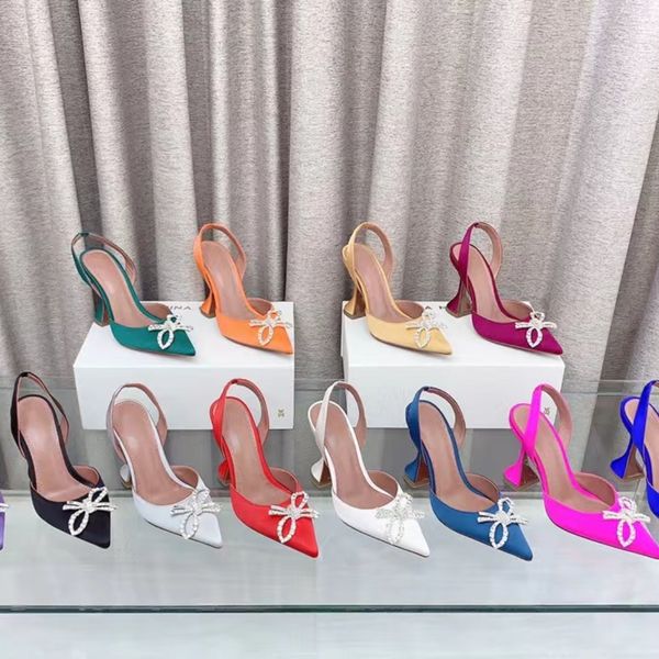 amina muaddi begum crystal-embellished buckle stain pumps shoes spool heels sandals women's luxury designers dress shoe evening slingba, Black
amina muaddi begum crystal-embellished buckle stain pumps shoes spool heels sandals women's luxury designers dress shoe evening slingba, Black