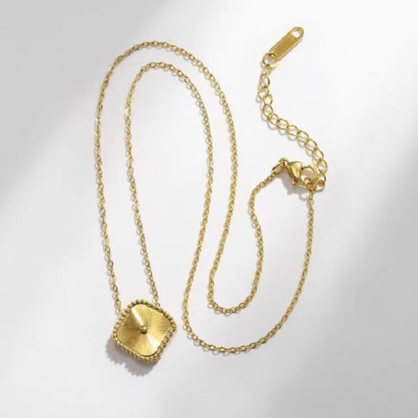 four leaf clover necklace designer jewelry set pendant necklaces bracelet stud earring gold silver mother of pearl green flower necklace lin
four leaf clover necklace designer jewelry set pendant necklaces bracelet stud earring gold silver mother of pearl green flower necklace lin