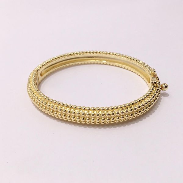 woman van bangle clover bracelets designer fashion luxury jewelry women chain bracelet woman sdfvcxdd, Black
woman van bangle clover bracelets designer fashion luxury jewelry women chain bracelet woman sdfvcxdd, Black