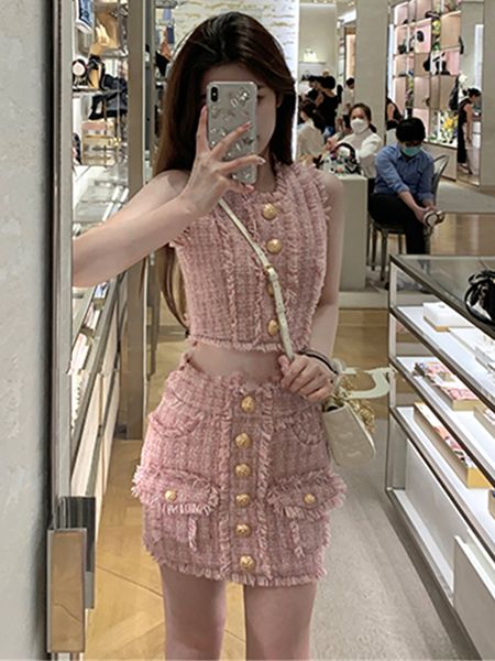 two piece dress small fragrant summer fashion tweed 2 set for women korean single breasted sleeveless high waist bodycon mini skirt 230512, White
two piece dress small fragrant summer fashion tweed 2 set for women korean single breasted sleeveless high waist bodycon mini skirt 230512, White