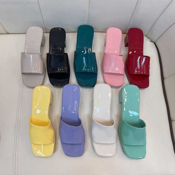 classic women's g sandals slides luxury designer slippers 2023 summer candy color flat heels rubber jelly shoes flip-flops outdoor beac, Black
classic women's g sandals slides luxury designer slippers 2023 summer candy color flat heels rubber jelly shoes flip-flops outdoor beac, Black
