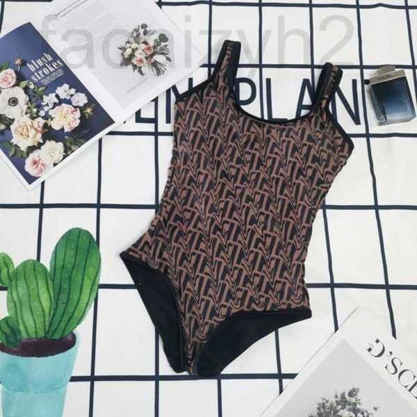 women's swimwear designer designer backless triangle one-piece swimsuit vgmx, White;black
women's swimwear designer designer backless triangle one-piece swimsuit vgmx, White;black