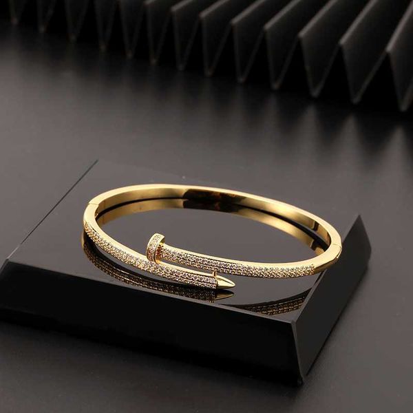 wholesale classic designer jewelry bangle micro-zircon rhinestone nail women gift luxury highquality openings bracelets, Golden;silver
wholesale classic designer jewelry bangle micro-zircon rhinestone nail women gift luxury highquality openings bracelets, Golden;silver