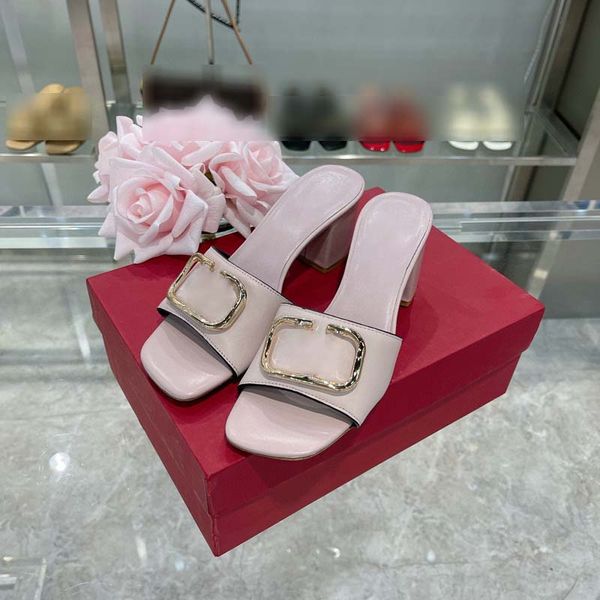 luxury designer calf leather sandals, leather high heel slippers, grain cowhide decorative elements slipper style sandals vintage brass fash, Black
luxury designer calf leather sandals, leather high heel slippers, grain cowhide decorative elements slipper style sandals vintage brass fash, Black