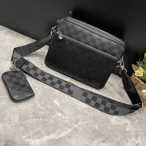 mt handbags women men leather trio messenger bags luxury shoulder bag make up bag designer handbag tote v man's bag
mt handbags women men leather trio messenger bags luxury shoulder bag make up bag designer handbag tote v man's bag