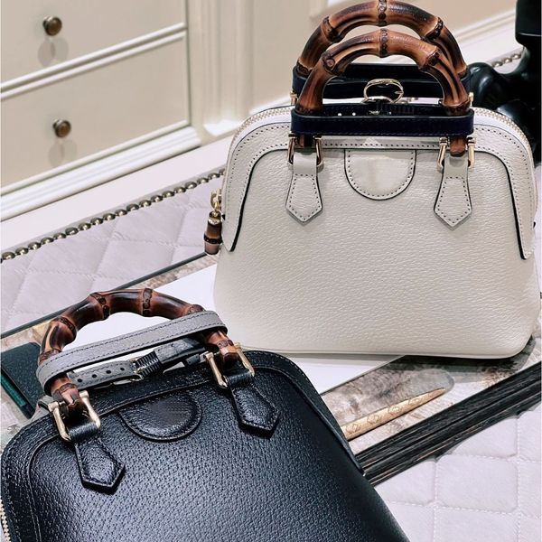 r bag 2023 new bamboo handle shell bag mini tote shoulder backpack single shoulder crossbody handbag fashion trend genuine leather women
r bag 2023 new bamboo handle shell bag mini tote shoulder backpack single shoulder crossbody handbag fashion trend genuine leather women