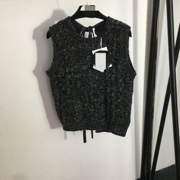 429 2023 runway summer brand same style sweater short sleeve pullover lapel neck white black fashion clothes womens 20231878
429 2023 runway summer brand same style sweater short sleeve pullover lapel neck white black fashion clothes womens 20231878