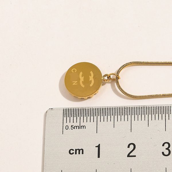 18k gold plated luxury famous designer necklace for women steel seal brand c-letter choker chain necklaces jewelry accessory never fade 20st, Silver
18k gold plated luxury famous designer necklace for women steel seal brand c-letter choker chain necklaces jewelry accessory never fade 20st, Silver