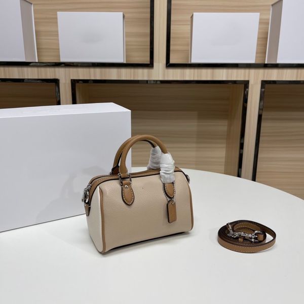 boston printed casual tote 2023 new fashion casual women's bag shoulder crossbody bag
boston printed casual tote 2023 new fashion casual women's bag shoulder crossbody bag