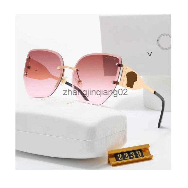 designer versage sunglasses cycle luxurious fashion sports polarize square sunglass for mens womans vintage baseball new hip hop uv protecti, White;black
designer versage sunglasses cycle luxurious fashion sports polarize square sunglass for mens womans vintage baseball new hip hop uv protecti, White;black