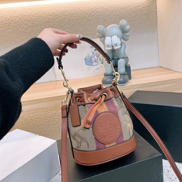 designer bag handbags women shoulder bags charlie quality printed leather handbags women's purse large handbag various styles flowers c
designer bag handbags women shoulder bags charlie quality printed leather handbags women's purse large handbag various styles flowers c