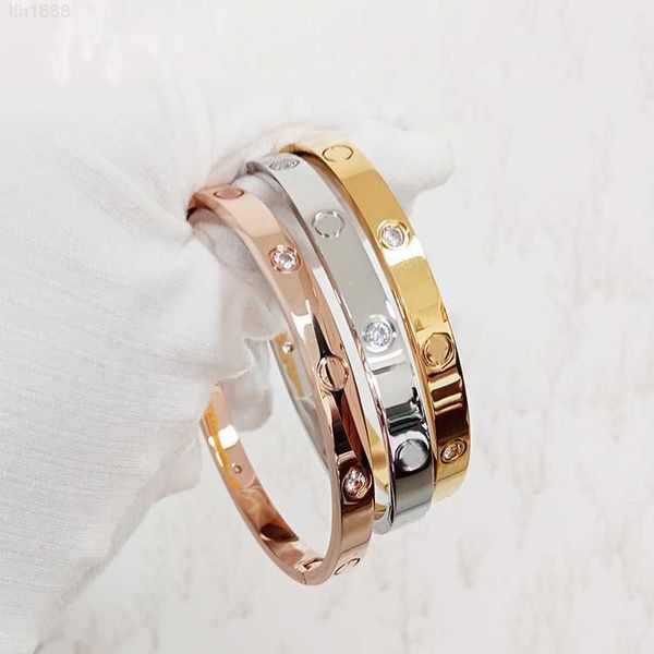 zircon roman gold plated bracelet open bangles fashion jewelry women stainless steel bangles, Golden;silver
zircon roman gold plated bracelet open bangles fashion jewelry women stainless steel bangles, Golden;silver